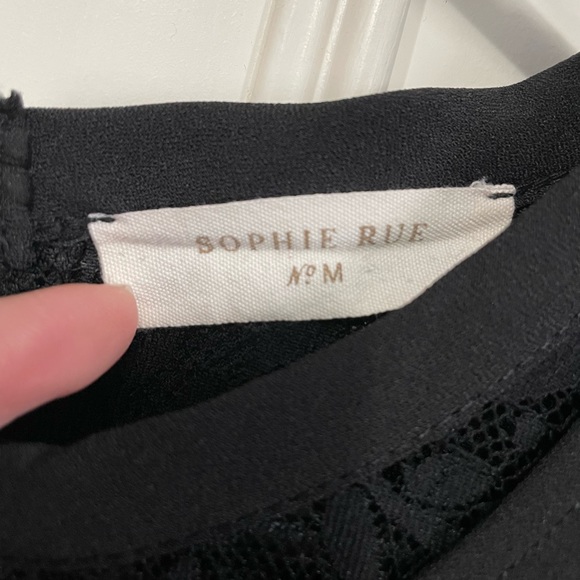 Lace underlay black tank - US size M - Picture 2 of 2